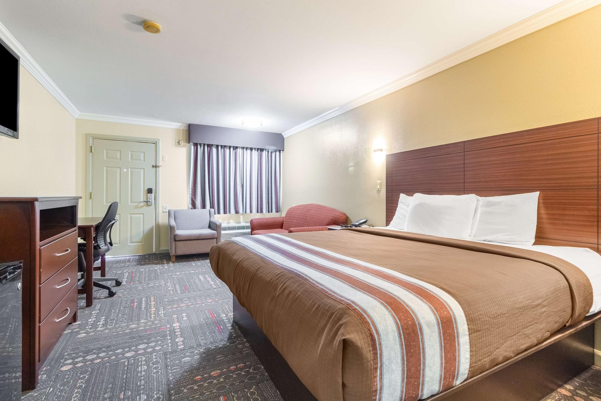 Americas Best Value Inn Houston Heights At I-45 Esterno foto