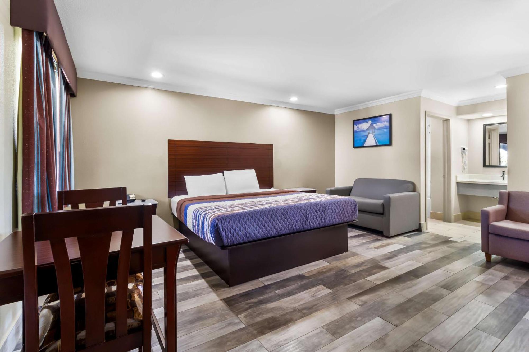 Americas Best Value Inn Houston Heights At I-45 Esterno foto