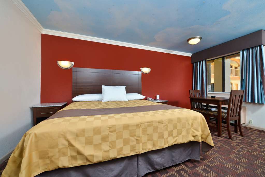 Americas Best Value Inn Houston Heights At I-45 Camera foto